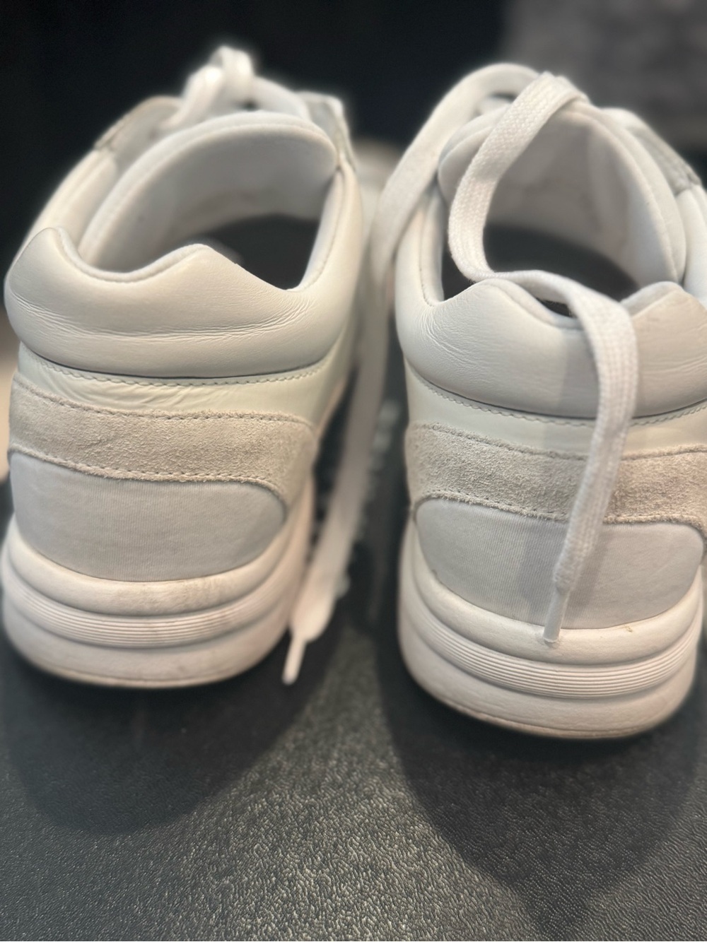 CHANEL White Women's Low-Top Sneakers - Picture 6 of 10